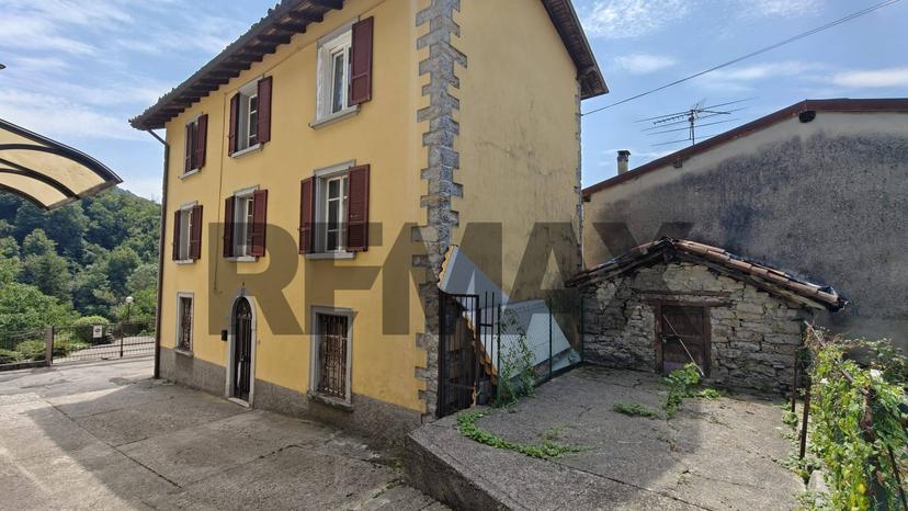 Casa indipendente in Via Partigiani 60, Capizzone