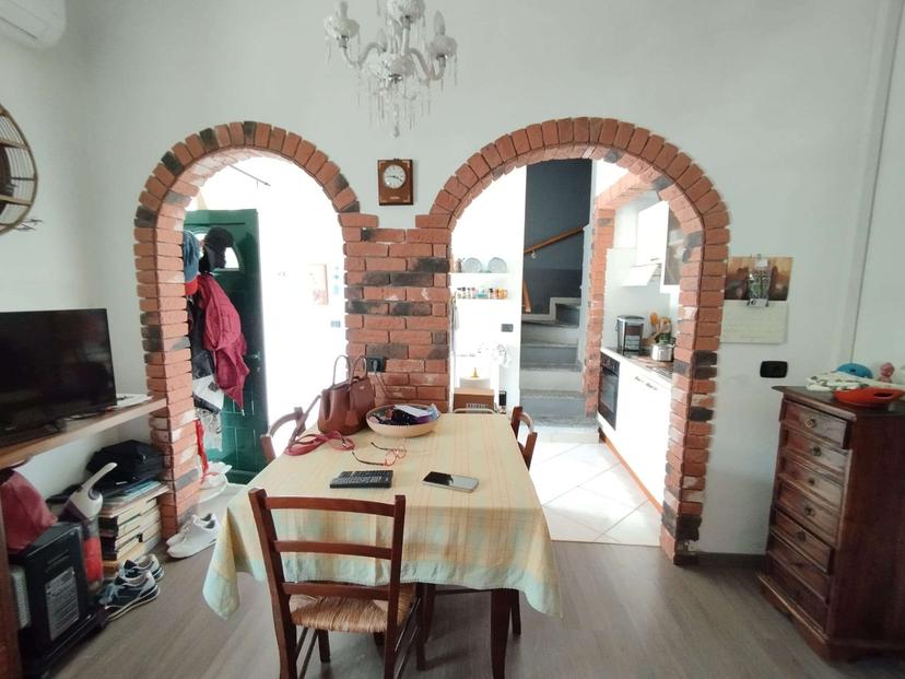 Villa a schiera, Savona — foto 2 di 5