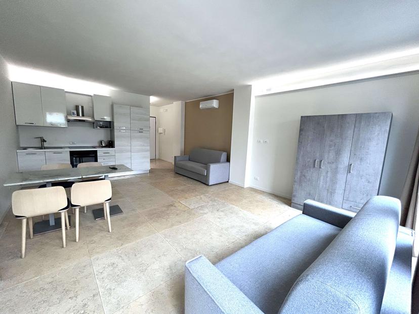 Monolocale in Via Agello, Desenzano del Garda — foto 3 di 5