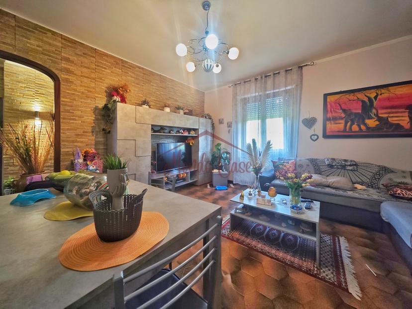 Quadrilocale in Via Salicello 165, Castelnuovo Magra — foto 2 di 5