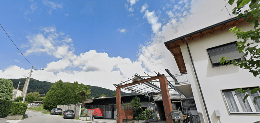 Trilocale in Via Antonio Stanga, Erba — foto 2 di 5