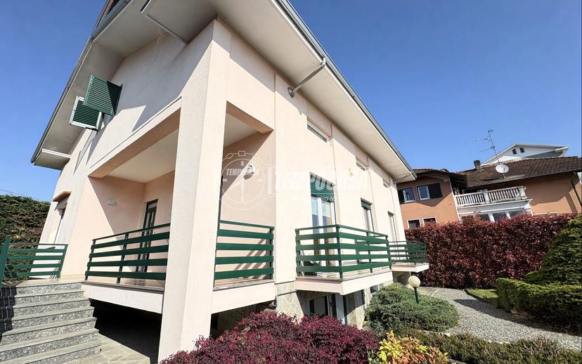 Casa indipendente in Via Giuseppe Garibaldi, Vigliano Biellese — foto 2 di 5