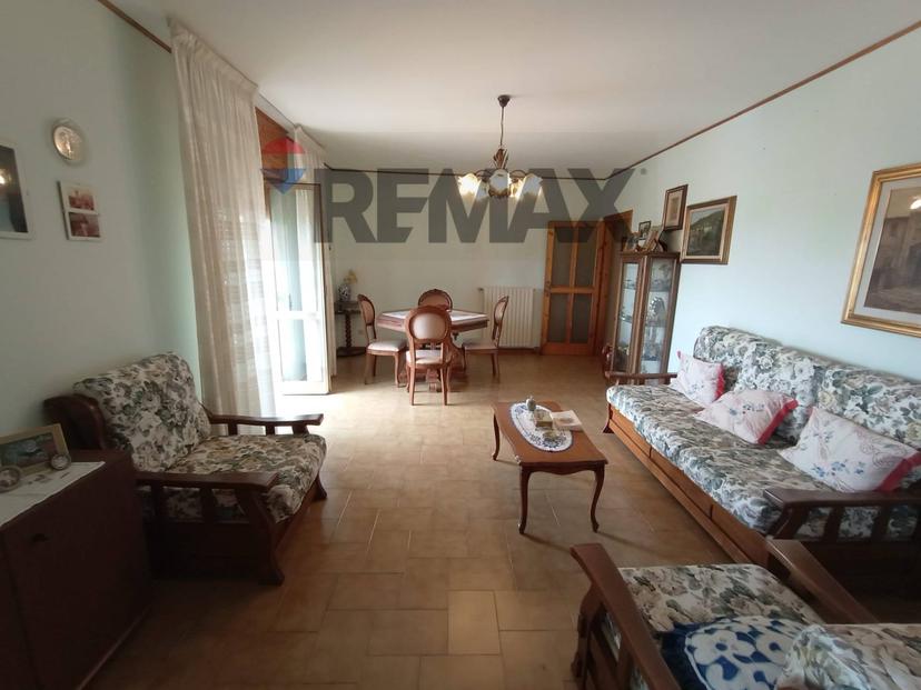 Appartamento in Via Traversa Prima di Corso Italia 15, Castelmauro — foto 2 di 5