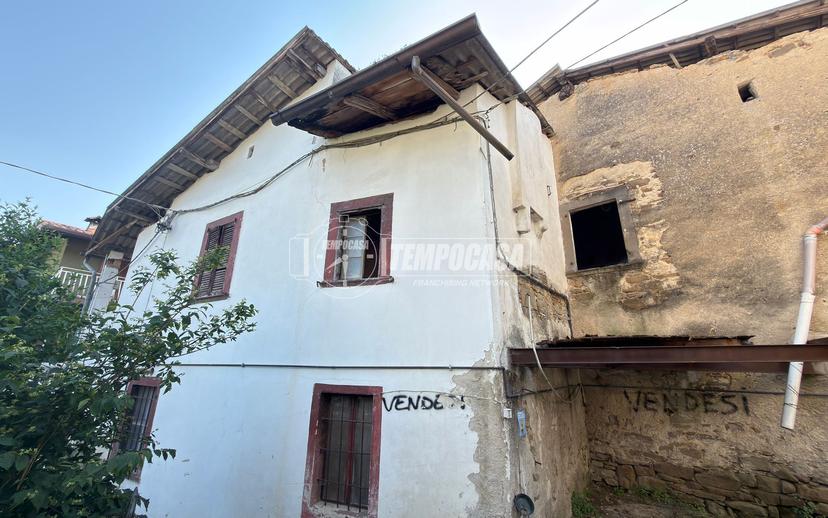 Rustico in Via Franzi, Foresto Sparso — foto 2 di 5