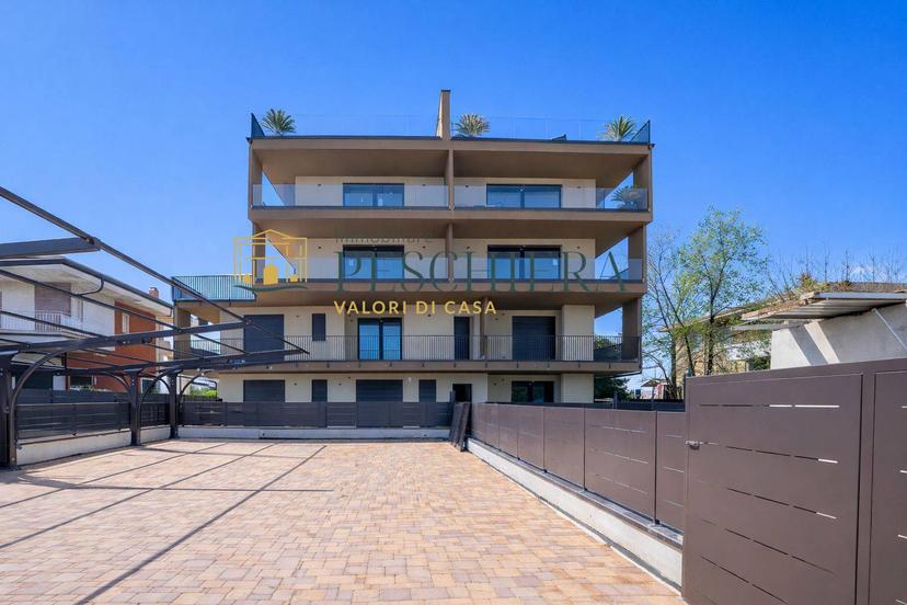 Attico in Via Bell'Italia, Peschiera del Garda — foto 2 di 5