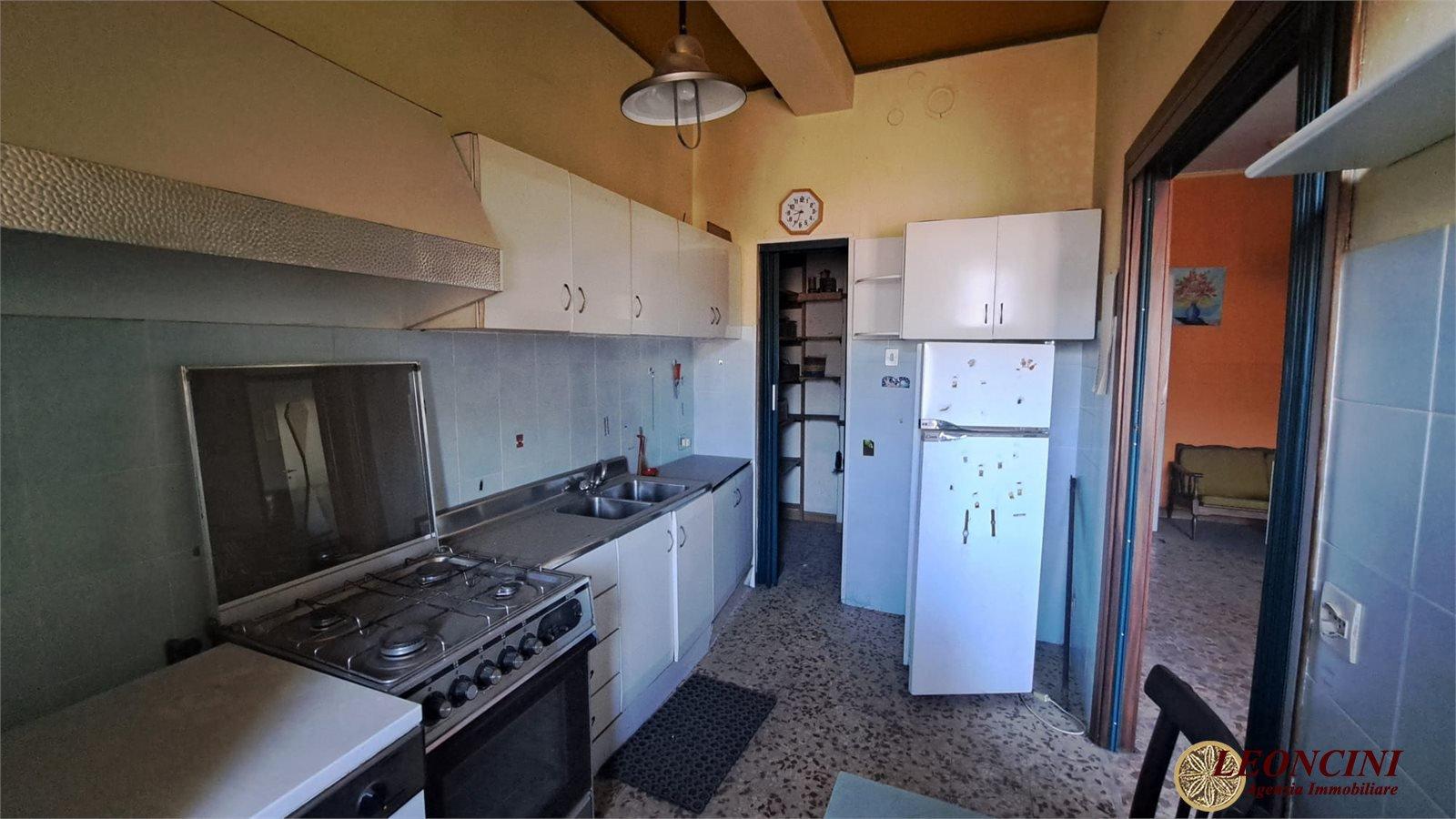Appartamento in Via Nazionale 161, Aulla