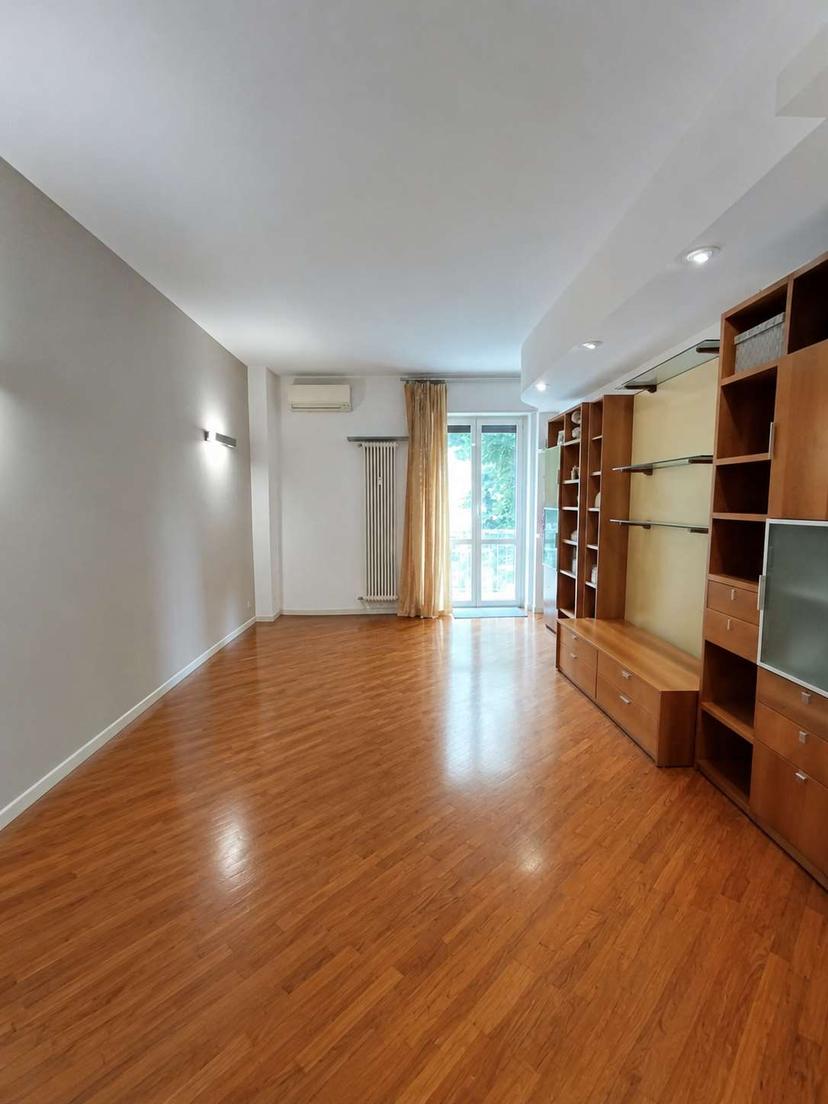 Trilocale in Piazza Gavazzi 4, Cernusco sul Naviglio — foto 2 di 5
