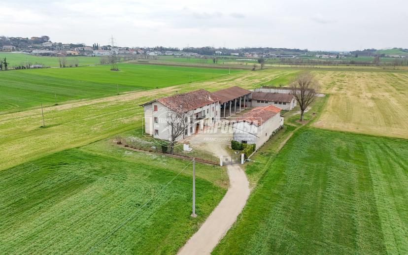 Casale in Via Pietra Pizzola, Lonato del Garda — foto 3 di 5