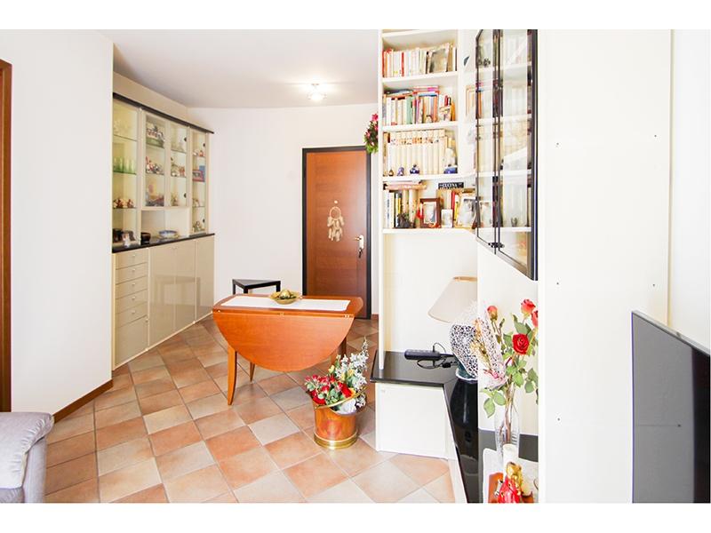 Trilocale, Caronno Varesino — foto 2 di 5