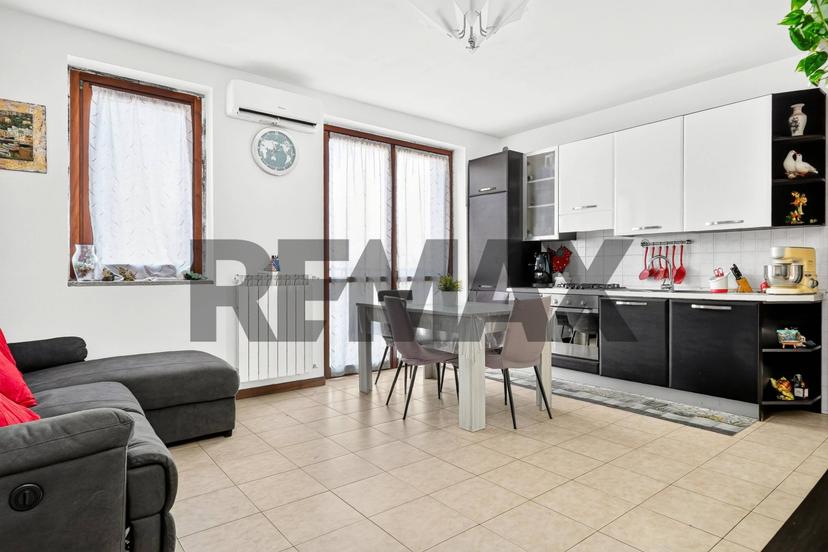 Trilocale in Via Aurelio dell\'Acqua 11, Uboldo — foto 5 di 5