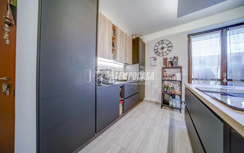 Bilocale in Via Goffredo Mameli 52, Cardano al Campo — foto 3 di 5