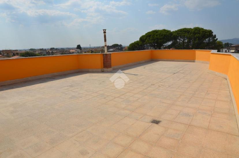 Trilocale in Strada degli Orti 96, Tivoli — foto 3 di 5