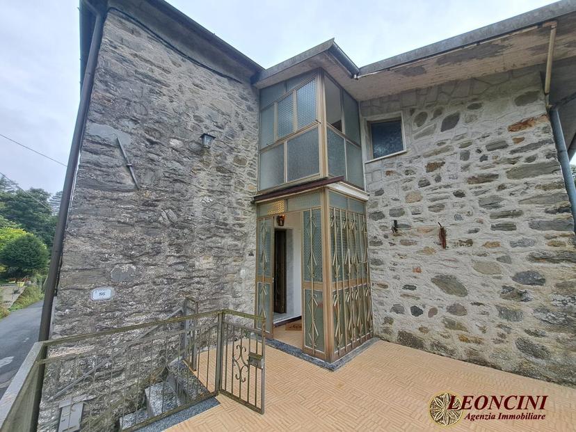 Casa indipendente in Loc. Villa 86, Tresana — foto 3 di 5