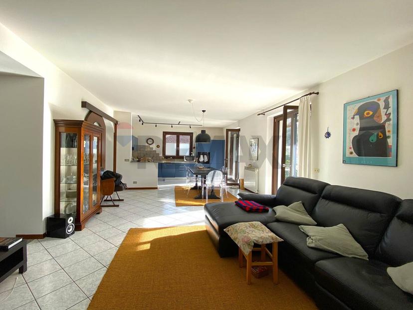 Casa indipendente, Dormelletto — foto 5 di 5