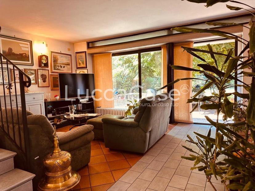Villa, Lucca