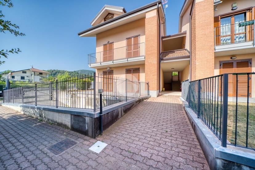 Appartamento in Via Moncenisio 28, Giaveno — foto 4 di 5