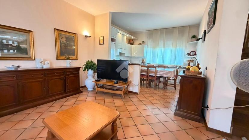 Villa in Via Spluga 5, Desio — foto 3 di 5