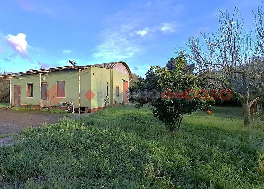 Villa in Via Torricelli 14, Aprilia