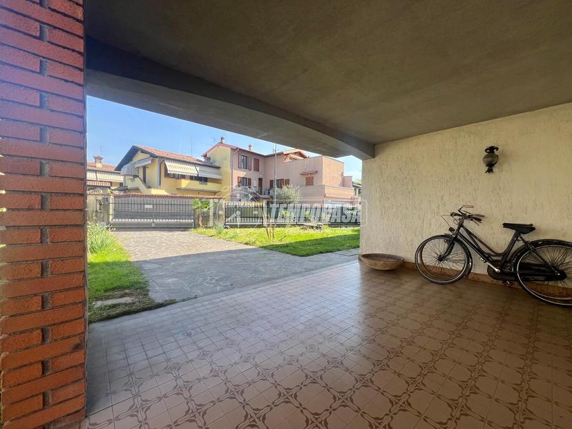 Villa, Travagliato — foto 4 di 5