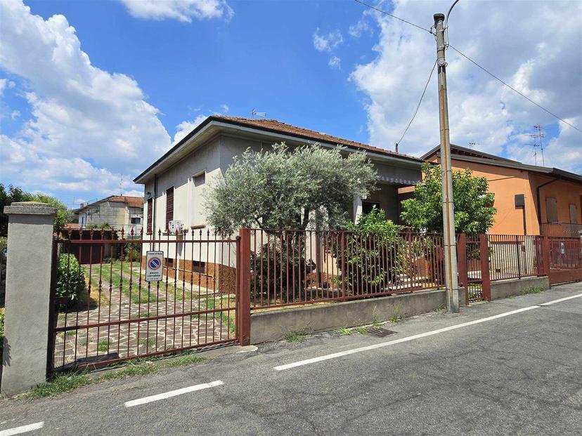 Villa in Via Mogadiscio, Monza — foto 4 di 5