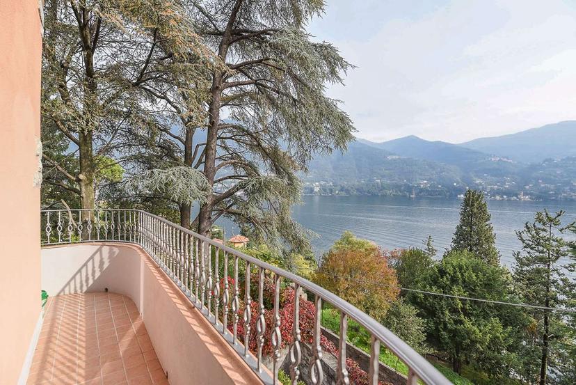 Villa unifamiliare, Carate Urio — foto 3 di 5