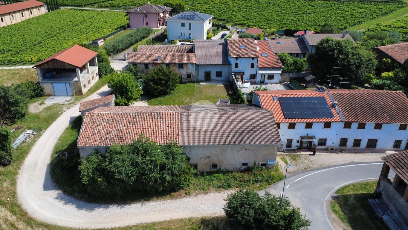 Rustico in Via Montecurto di Sopra 4, Lavagno