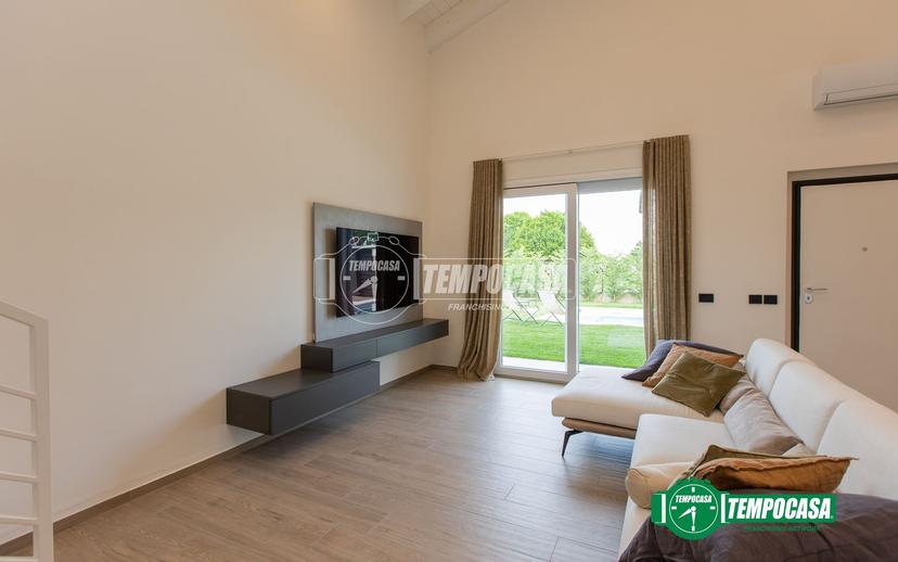 Villa in Via Achille Grandi 11, Magnago — foto 5 di 5