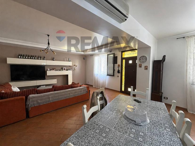 Casa indipendente in Via Alcide De Gaspari 22, Terrasini — foto 2 di 5