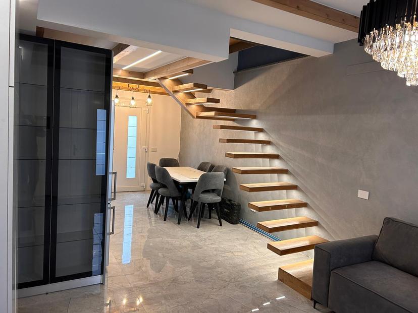 Casa indipendente in Via Martiri della Libertà, San Rocco al Porto