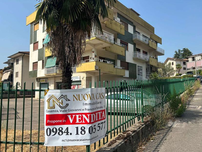 Trilocale in Viale della Resistenza 135, Castrolibero — foto 4 di 5