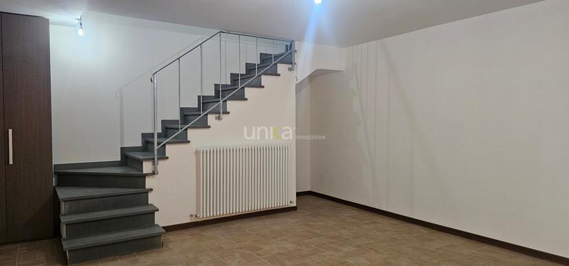 Casa indipendente in Via XXVI Maggio Snc, Monte Roberto — foto 4 di 5