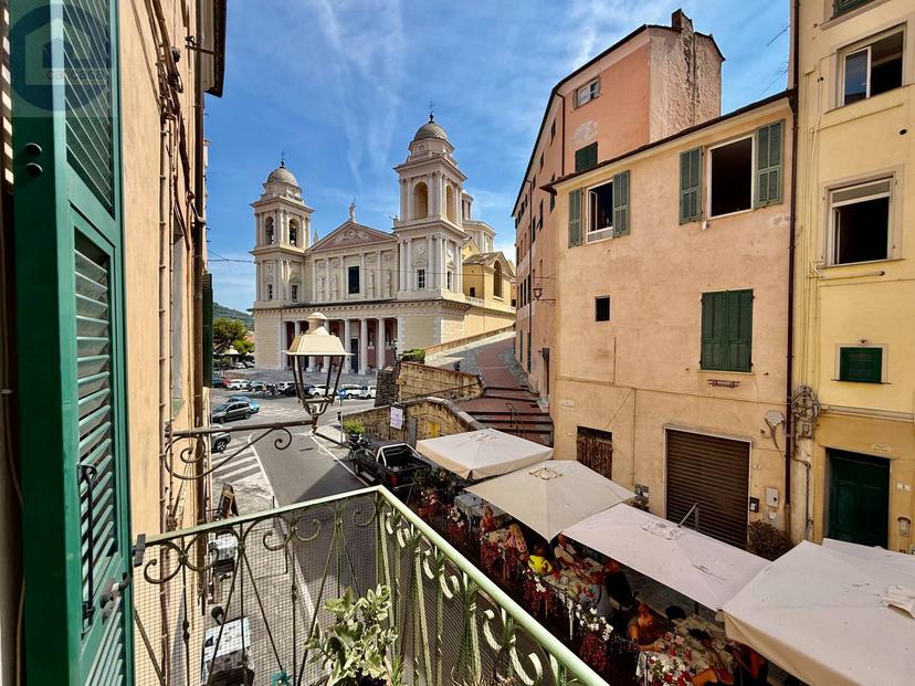 Quadrilocale in Via Gustano Strafforello 8, Imperia
