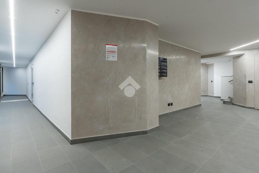 Bilocale in Via Ippolito Rosellini 27, Milano