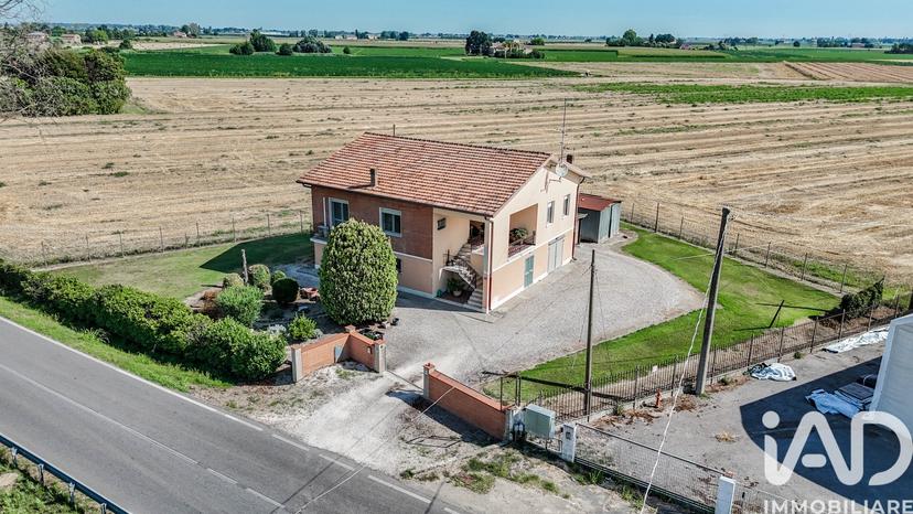 Villa in Via Ferrara 80, Portomaggiore — foto 3 di 5