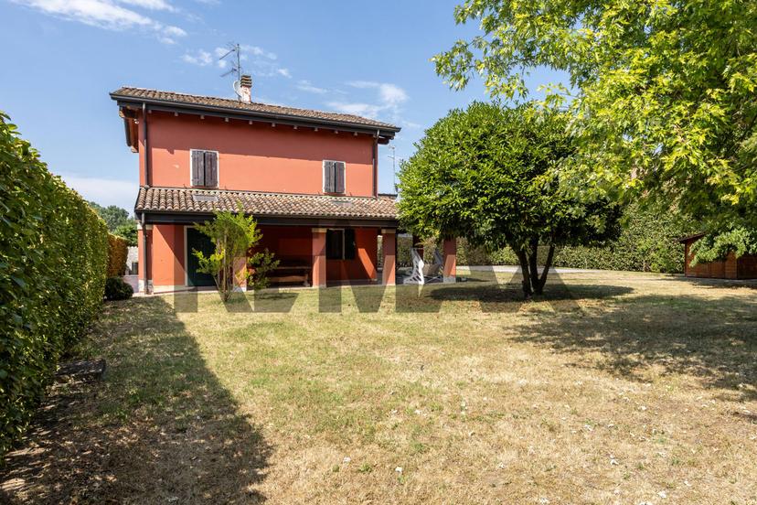 Casa indipendente in Via Giovannino Guareschi 6, Noceto — foto 3 di 5