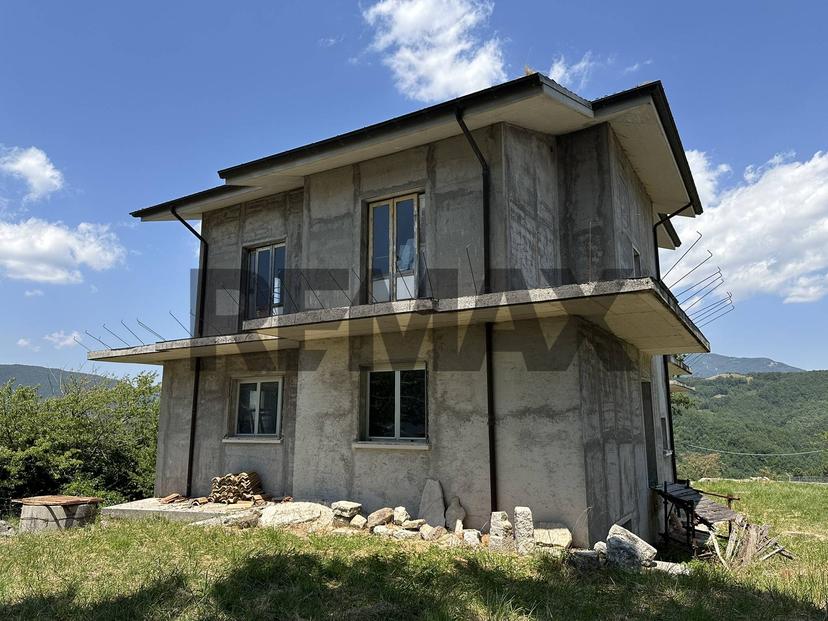 Appartamento in Via Piazza Sant'Antonio Snc, Roccasicura — foto 3 di 5