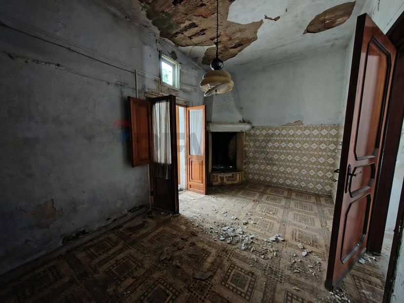 Casa indipendente in Via Giuseppe Grassi 3/5, San Donaci — foto 4 di 5