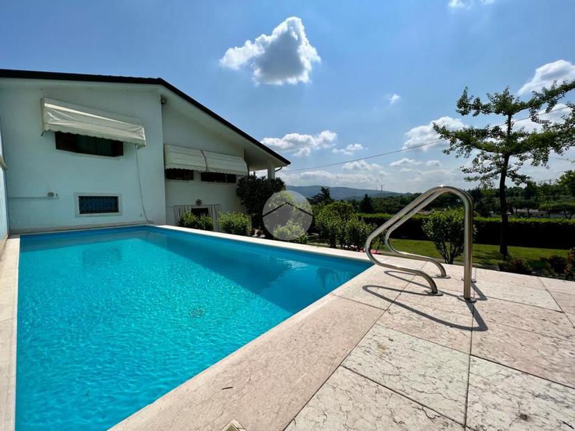 Villa in Località Coletto 16, Rivoli Veronese — foto 3 di 5
