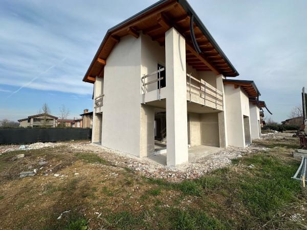 Villa in Via Luigi Settembrini, Reggio nell'Emilia — foto 2 di 5