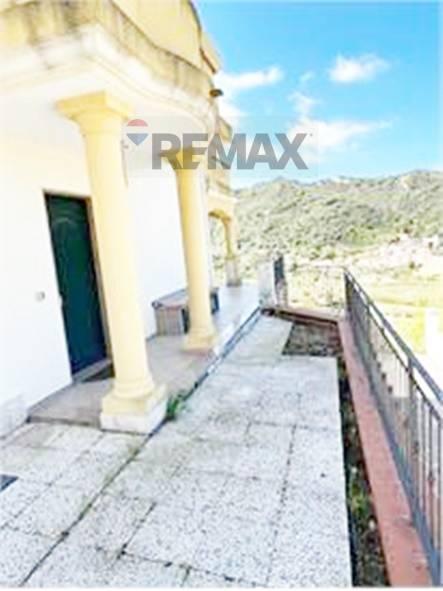 Villa in Via Roma, Saponara — foto 2 di 5
