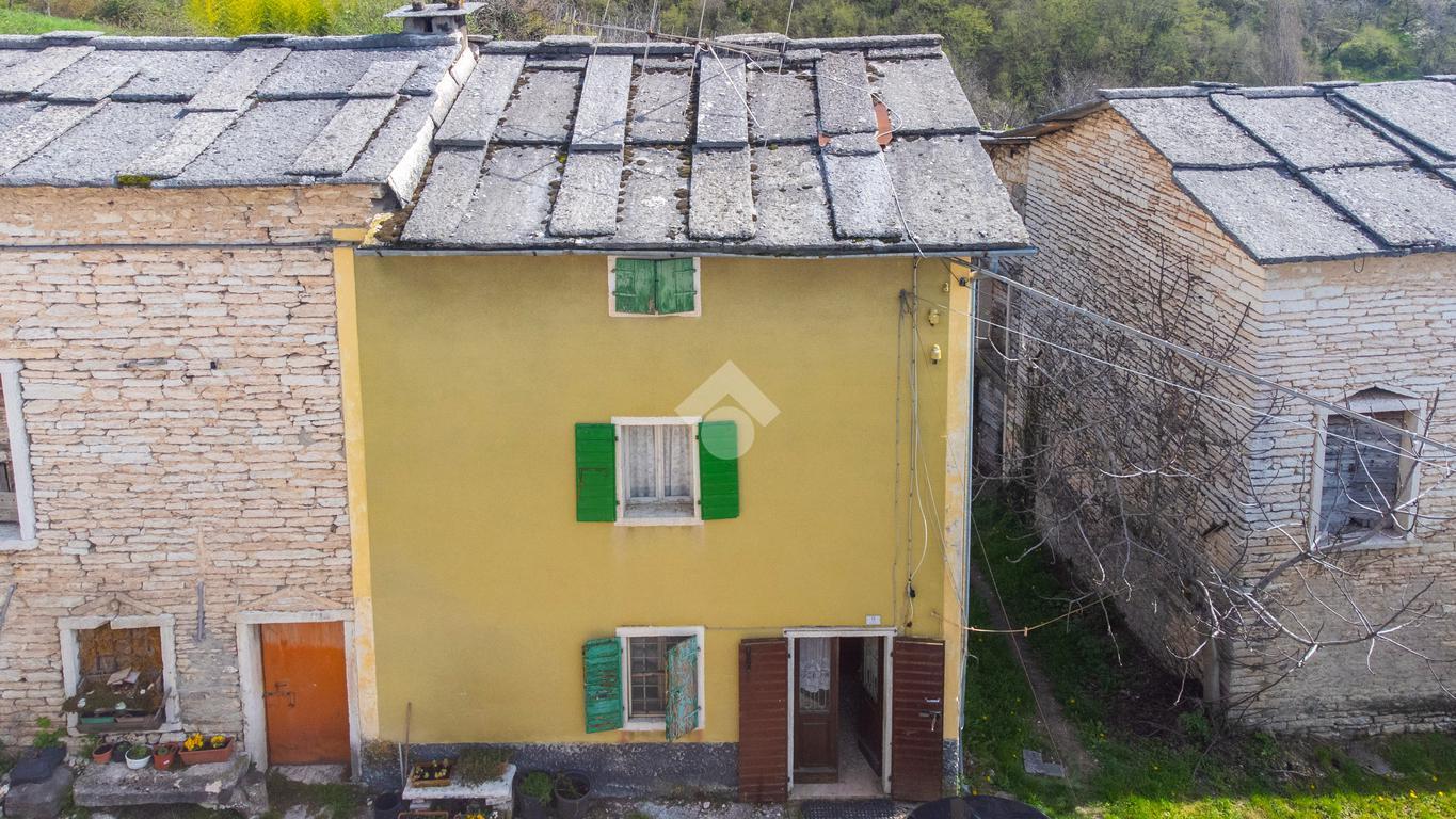 Rustico in Via Maso di Cerna 9, Sant'Anna d'Alfaedo