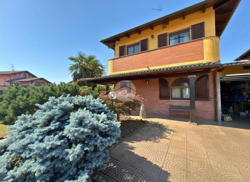 Villa a schiera in Via Guglielmo Marconi 23, Borgo Vercelli — foto 5 di 5