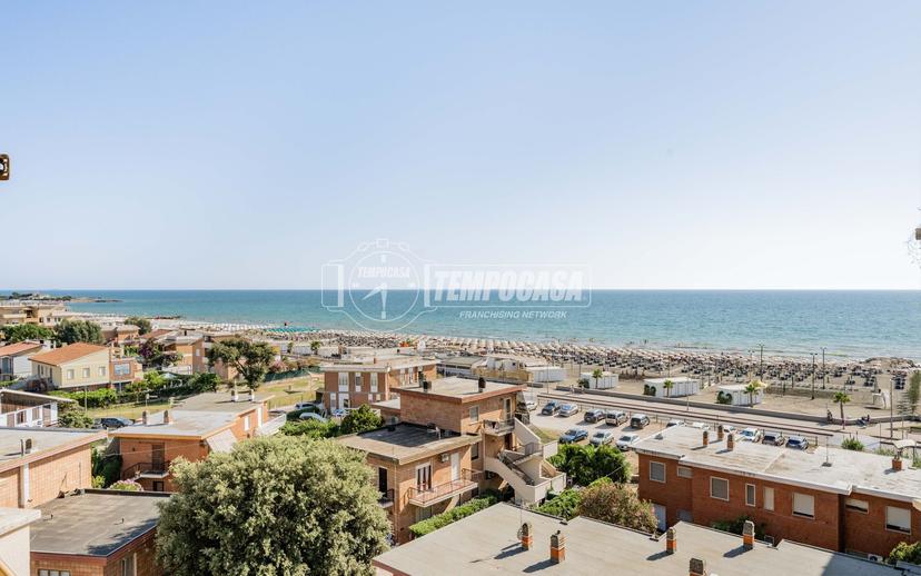 Quadrilocale in Viale delle Sirene 26, Tarquinia