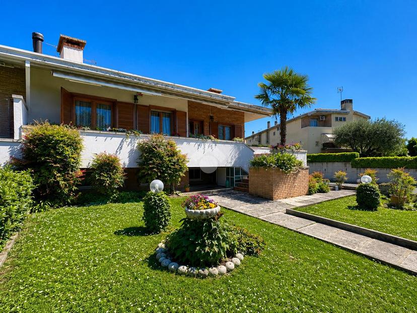 Villa in Via Giovanni Antonio da Pordenone 30, Codroipo — foto 2 di 5