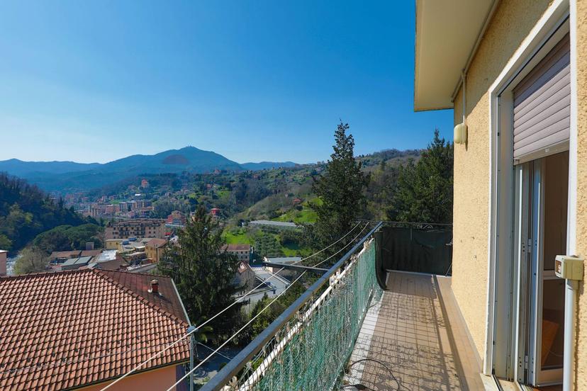 Appartamento in Via Chiocchetti, Serra Riccò — foto 3 di 5