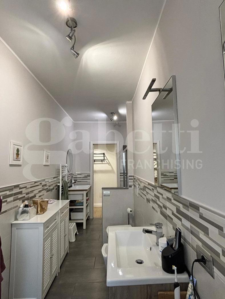 Trilocale in Viale Lazio 32, Rozzano