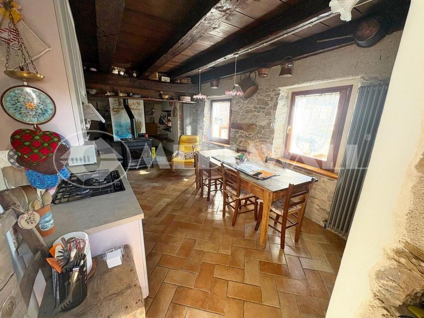 Casa indipendente, Frisanco — foto 2 di 5