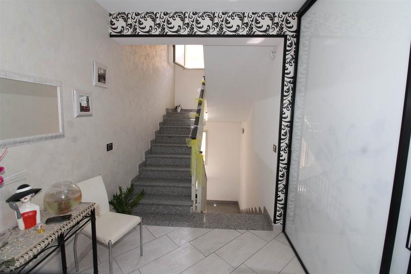 Casa indipendente in Via Carrubbazza, Lentini — foto 3 di 5