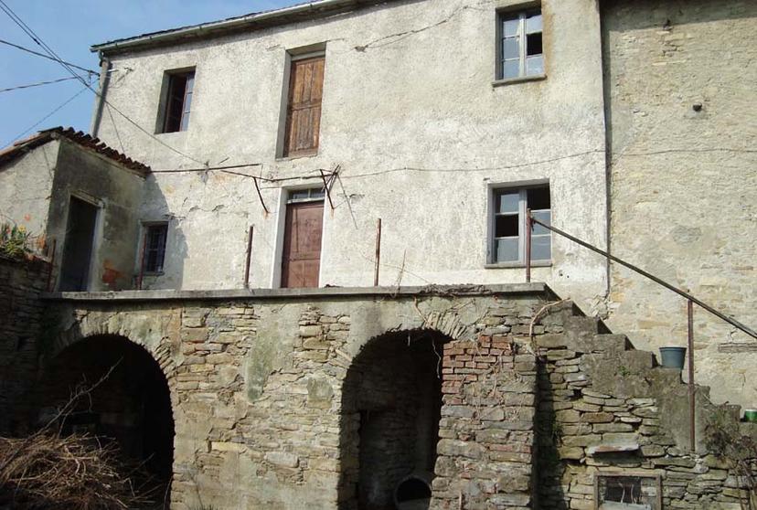 Rustico in Dopo Chiesetta in Fondo, Denice — foto 2 di 5