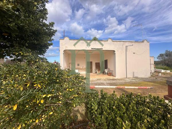 Villa, San Vito dei Normanni